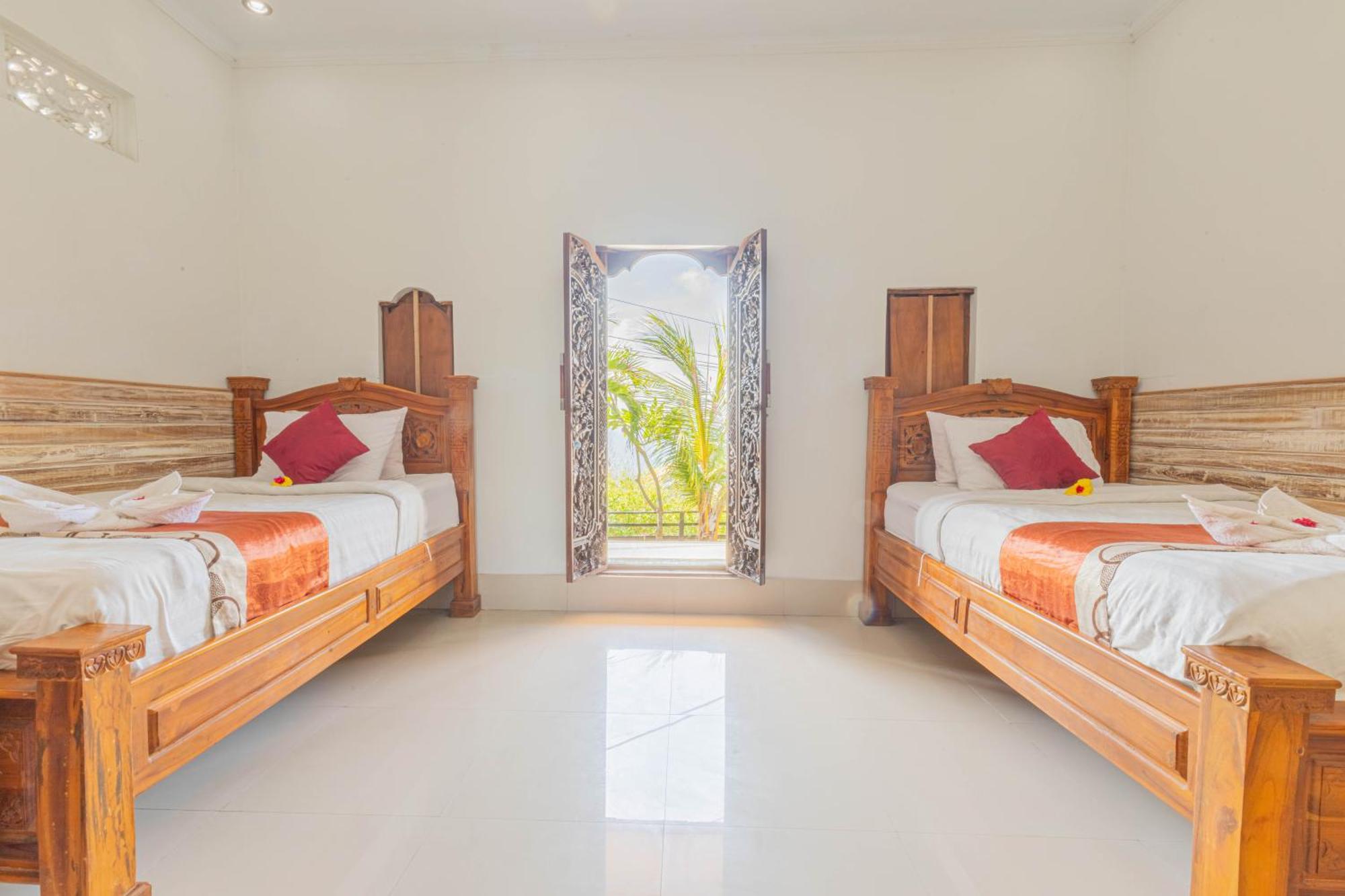 Manta Cottages With Sea View Batununggul Exterior foto
